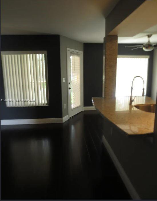 2405 NW 33rd St # 1211 — Photo 5
