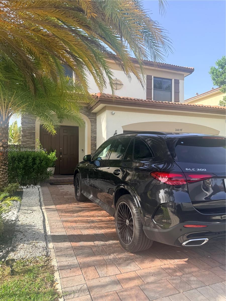 10057 NW 88th Ter, Doral FL 33178