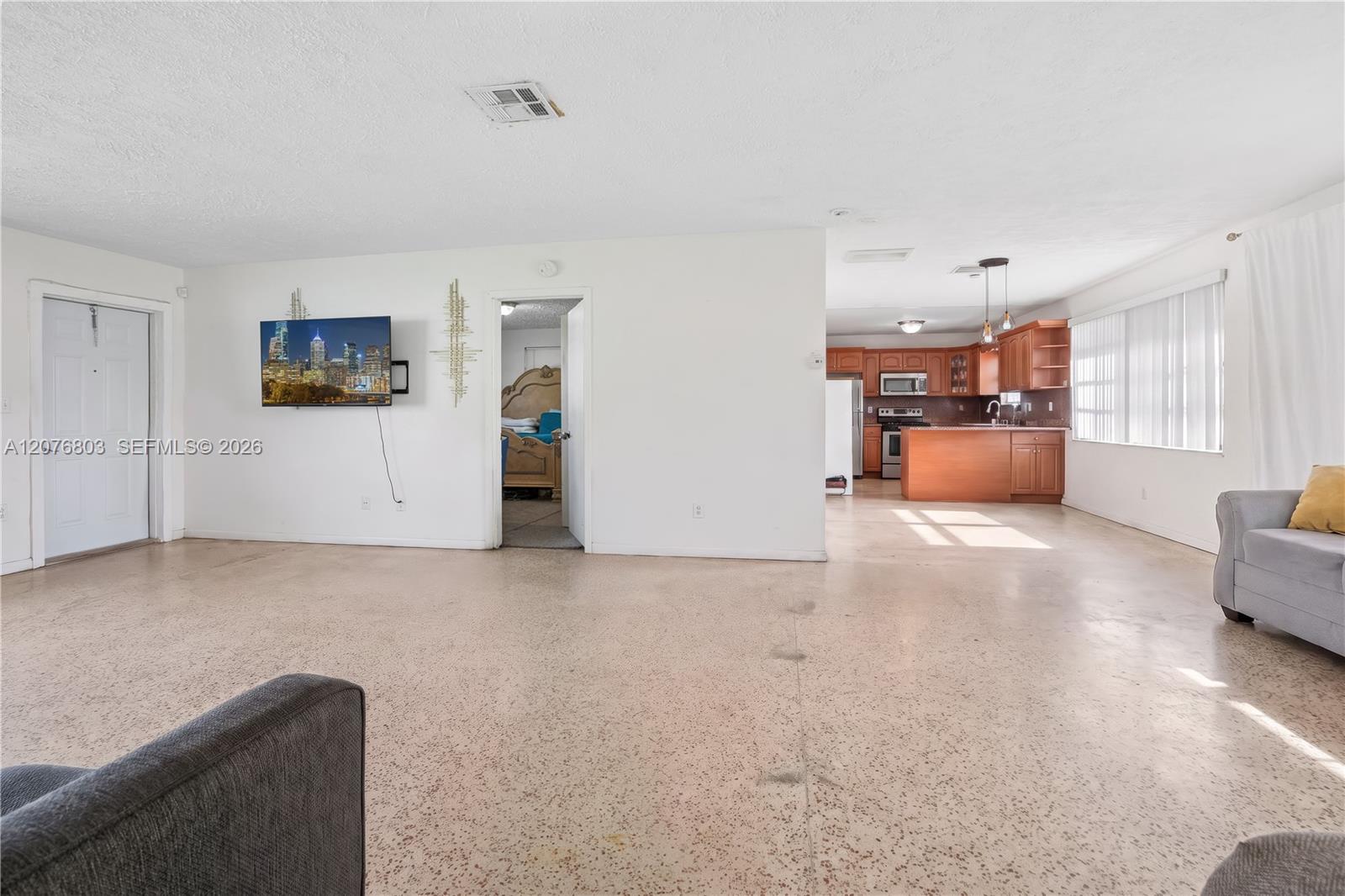 17530 NW 27th Ct — Photo 5