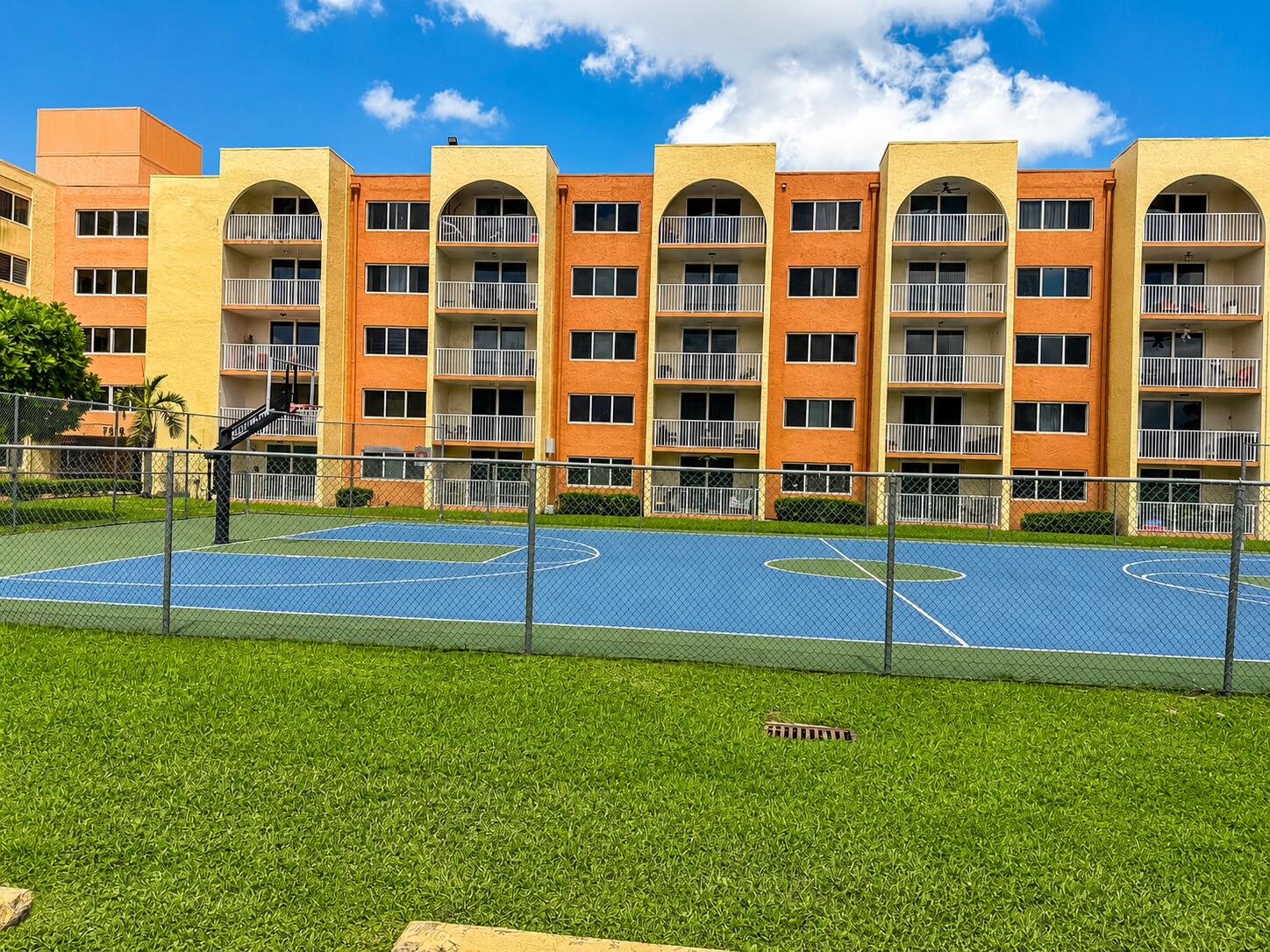 6980 NW 186TH Street # 523A, Hialeah FL 33015
