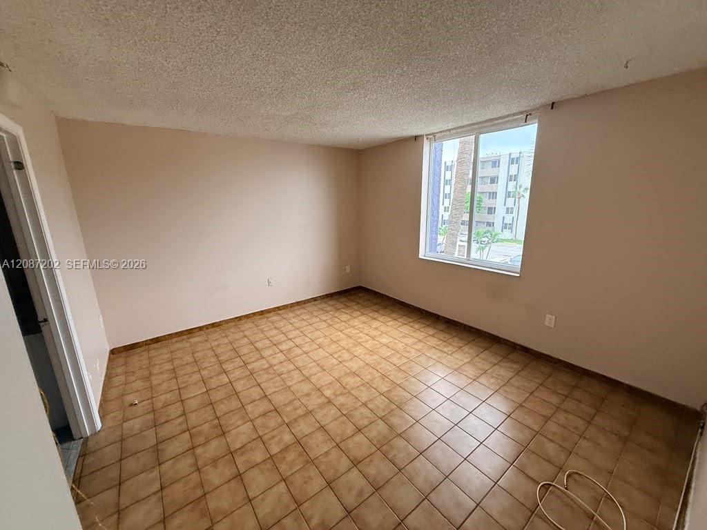 10000 NW 80th Ct # 2361 — Photo 4