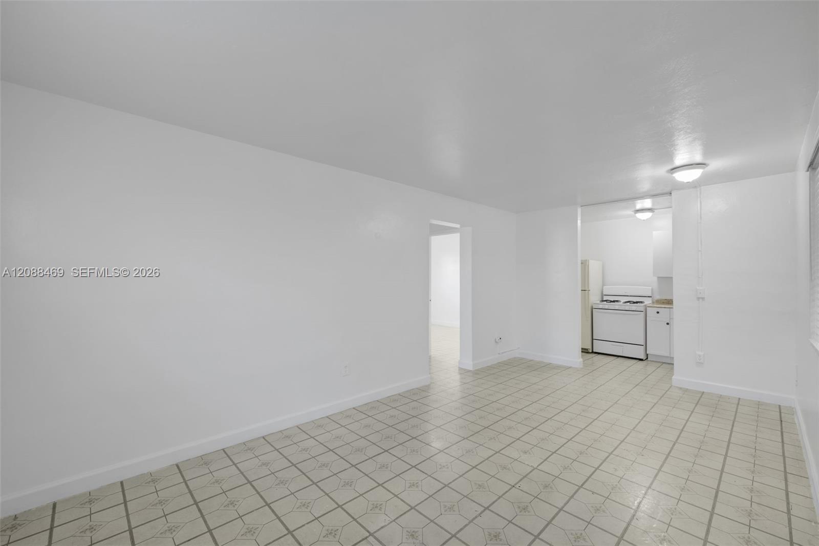 126 SW 18th Ave # 4 — Photo 5