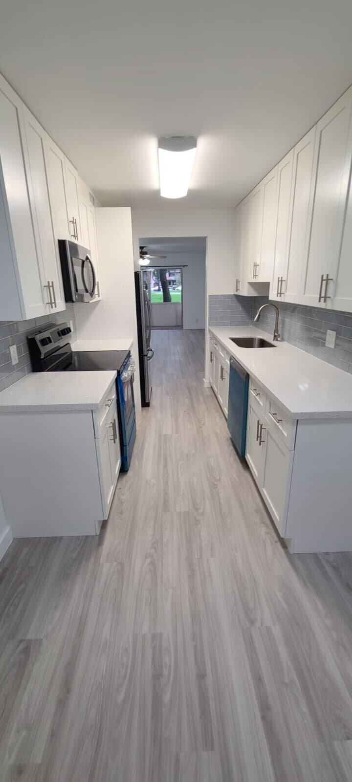 1200 SW 124TH # O — Photo 4