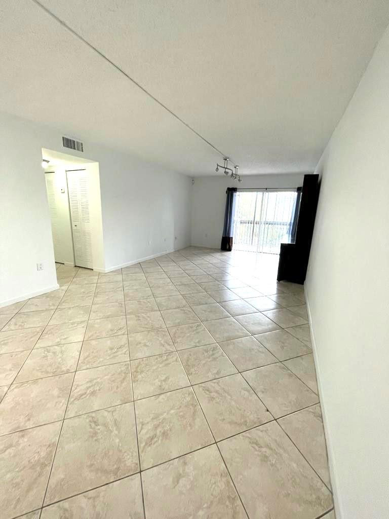 711 N PINE ISLAND Road # 305 — Photo 4