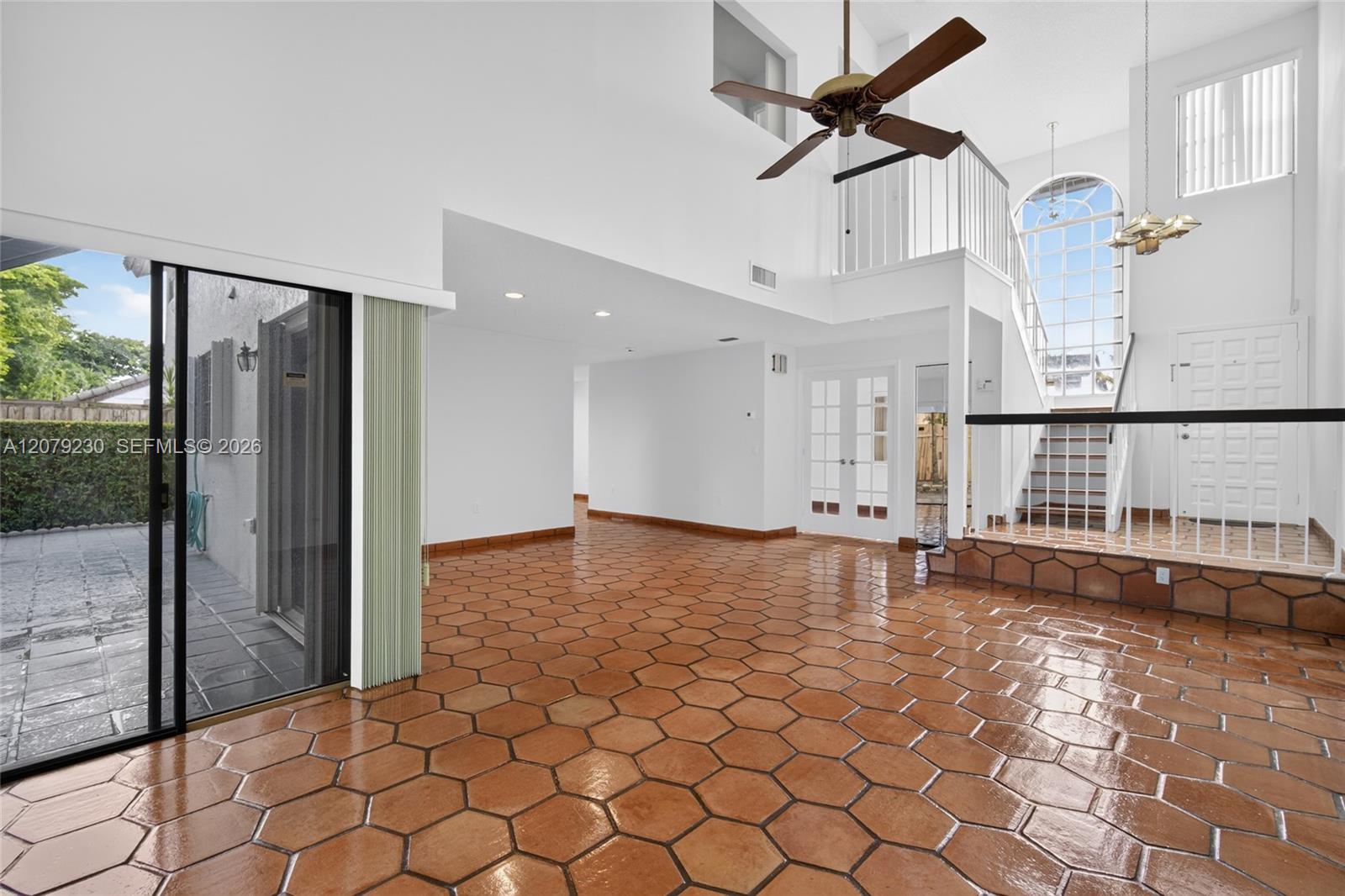 6328 SW 127th Pl — Photo 5