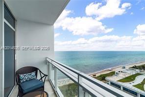 6801 Collins Ave View 10