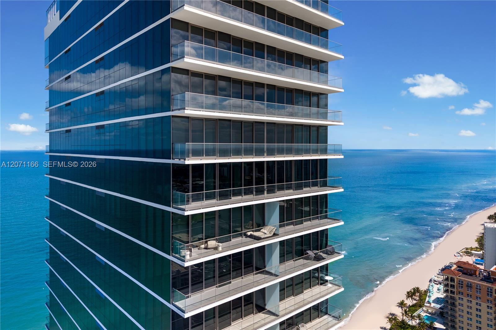 2000 S Ocean Dr # 20A View 1