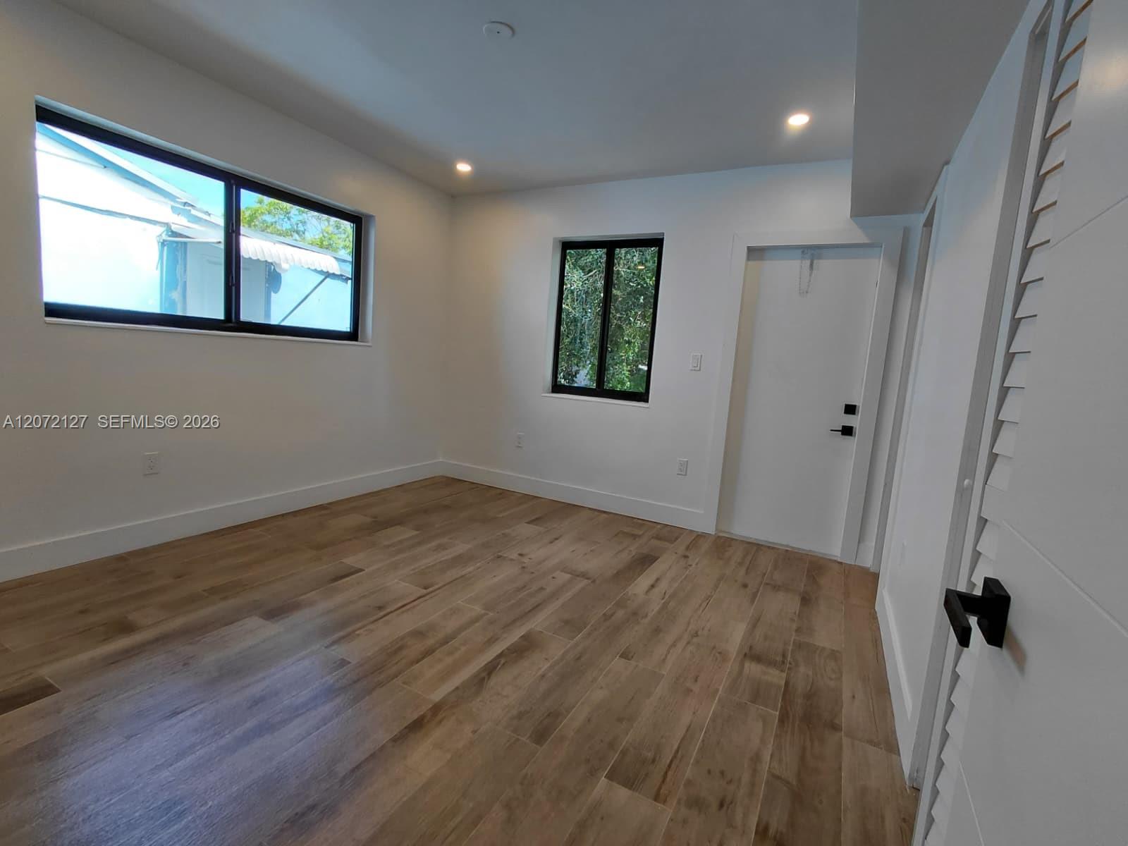1430 NW 45th St # 1 — Photo 4