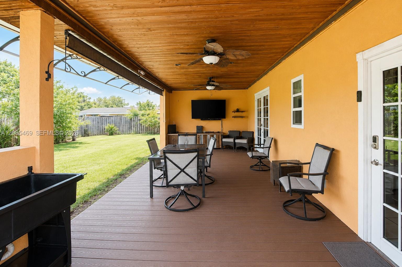 316 S 24th Ave — Photo 3