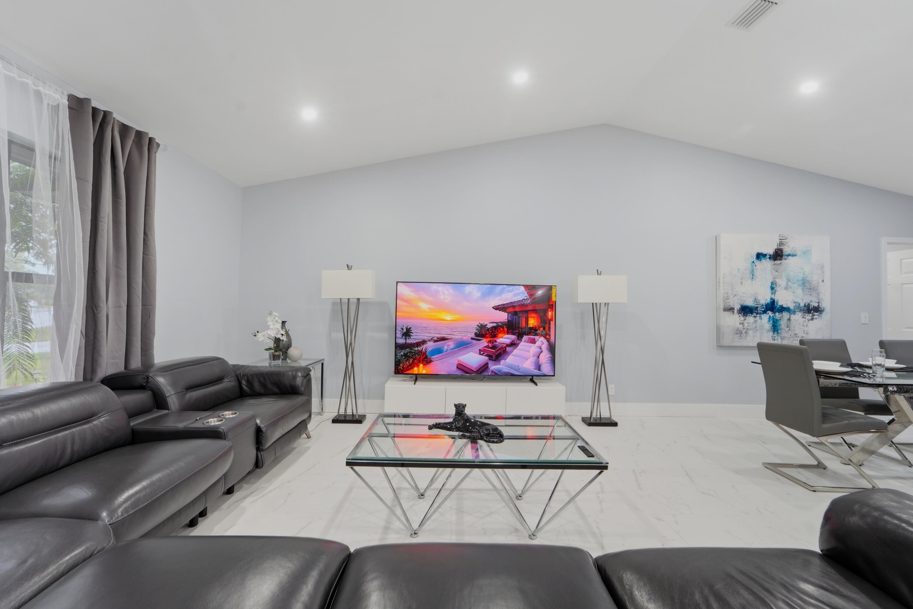 606 JUNIPER Place — Photo 4