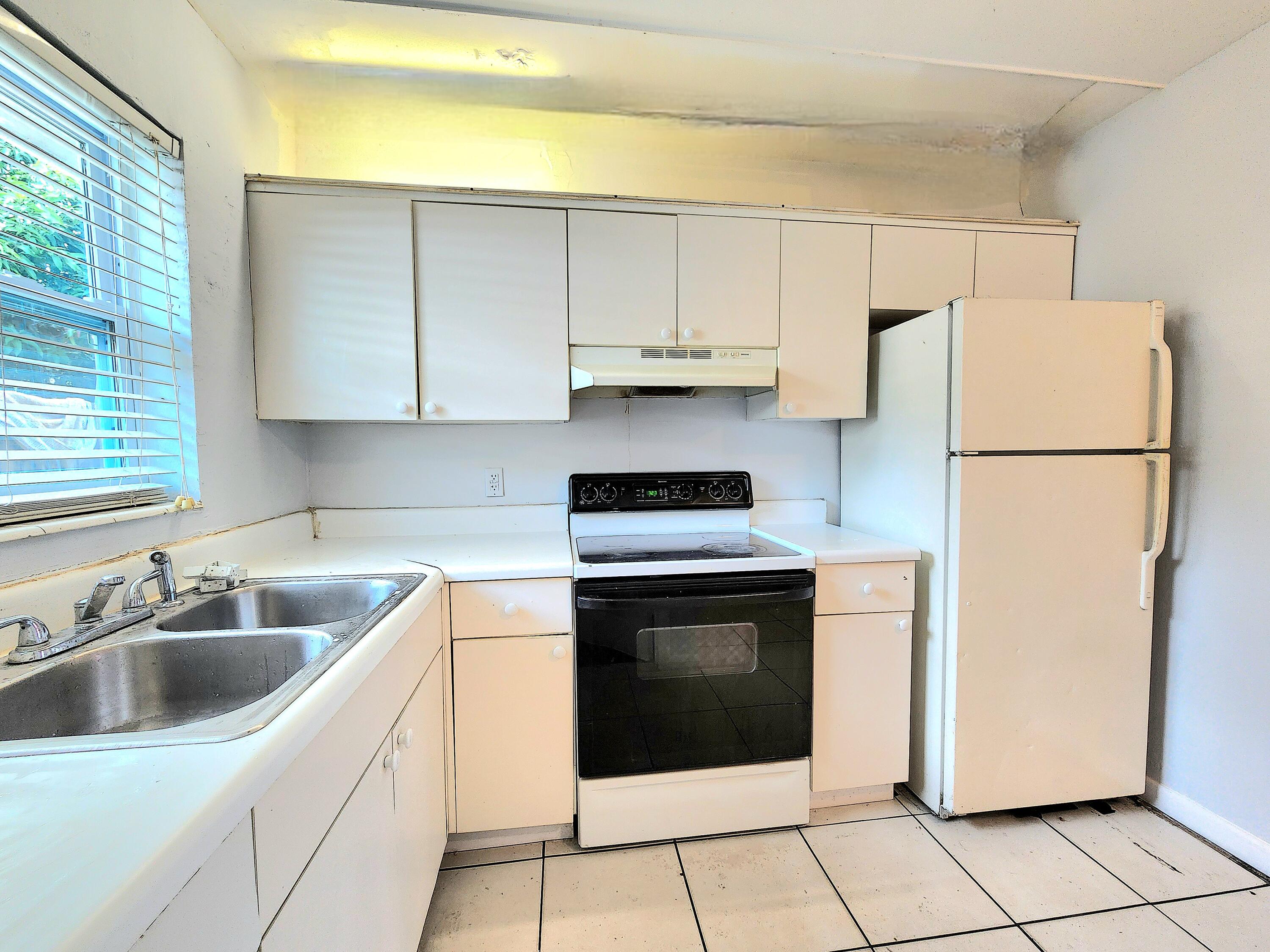 215 SW 1ST Court # 2 — Photo 2