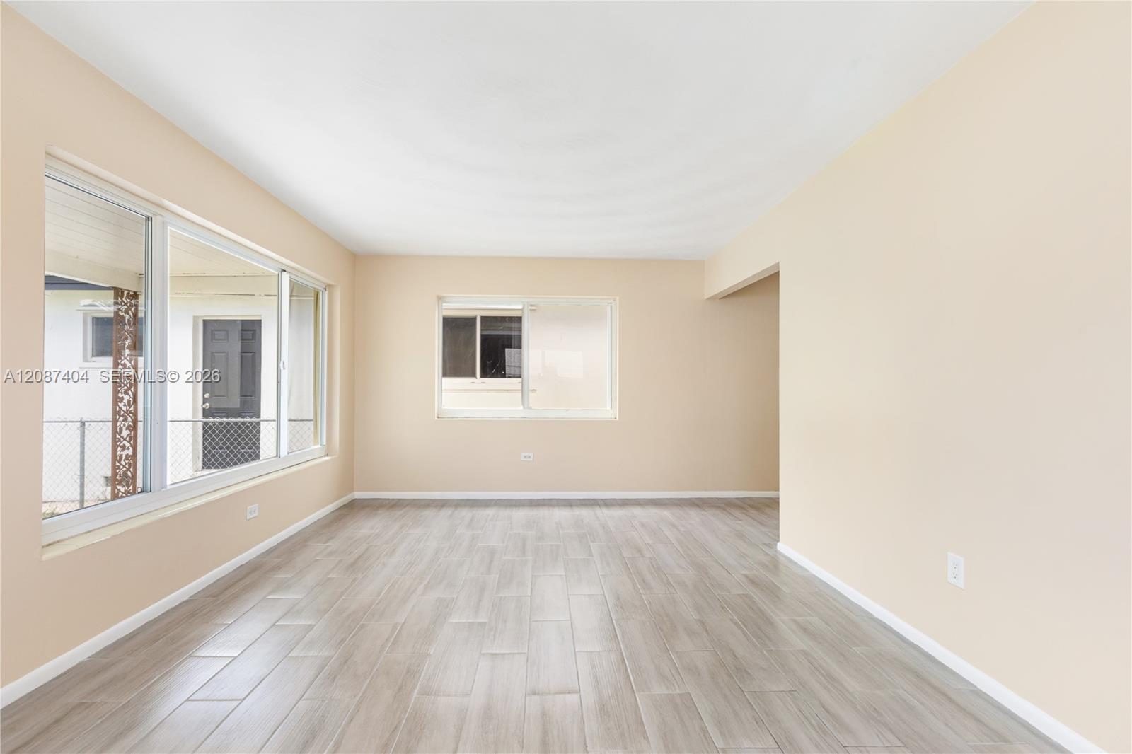 619 N D ST — Photo 5