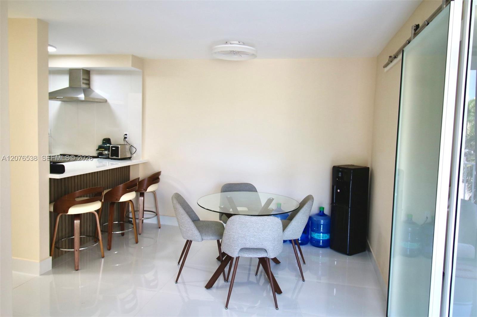 1255 Collins Ave # 304 — Photo 4