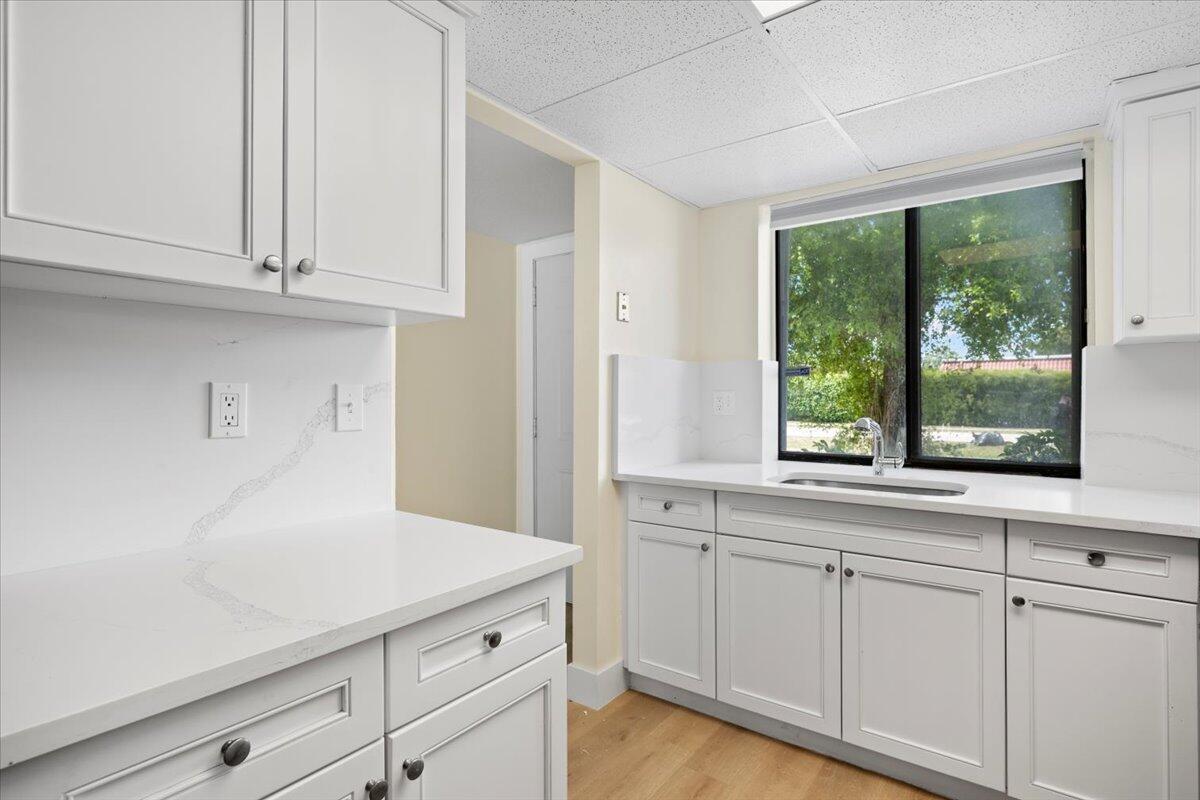 3666 PINEHURST Drive # C — Photo 4