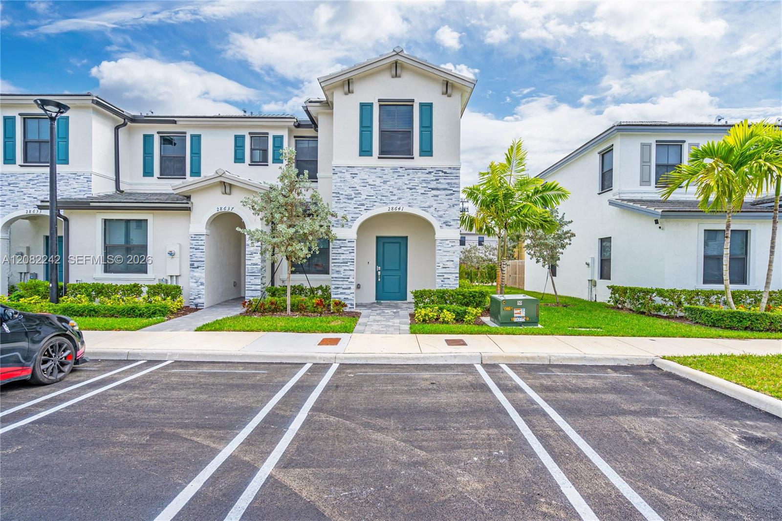 28641 SW 132nd Ct — Photo 3