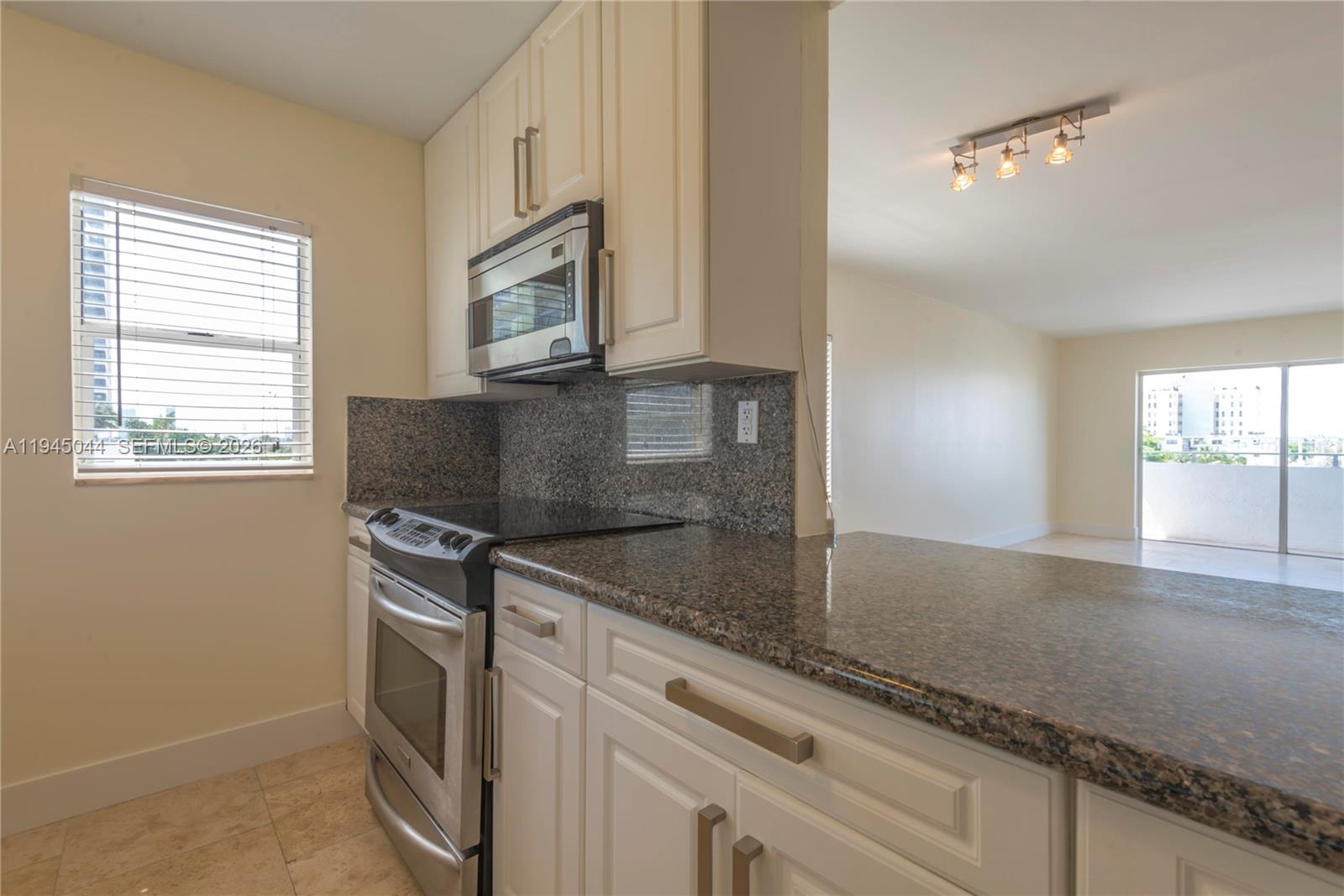 1200 14th St # 5E View 7