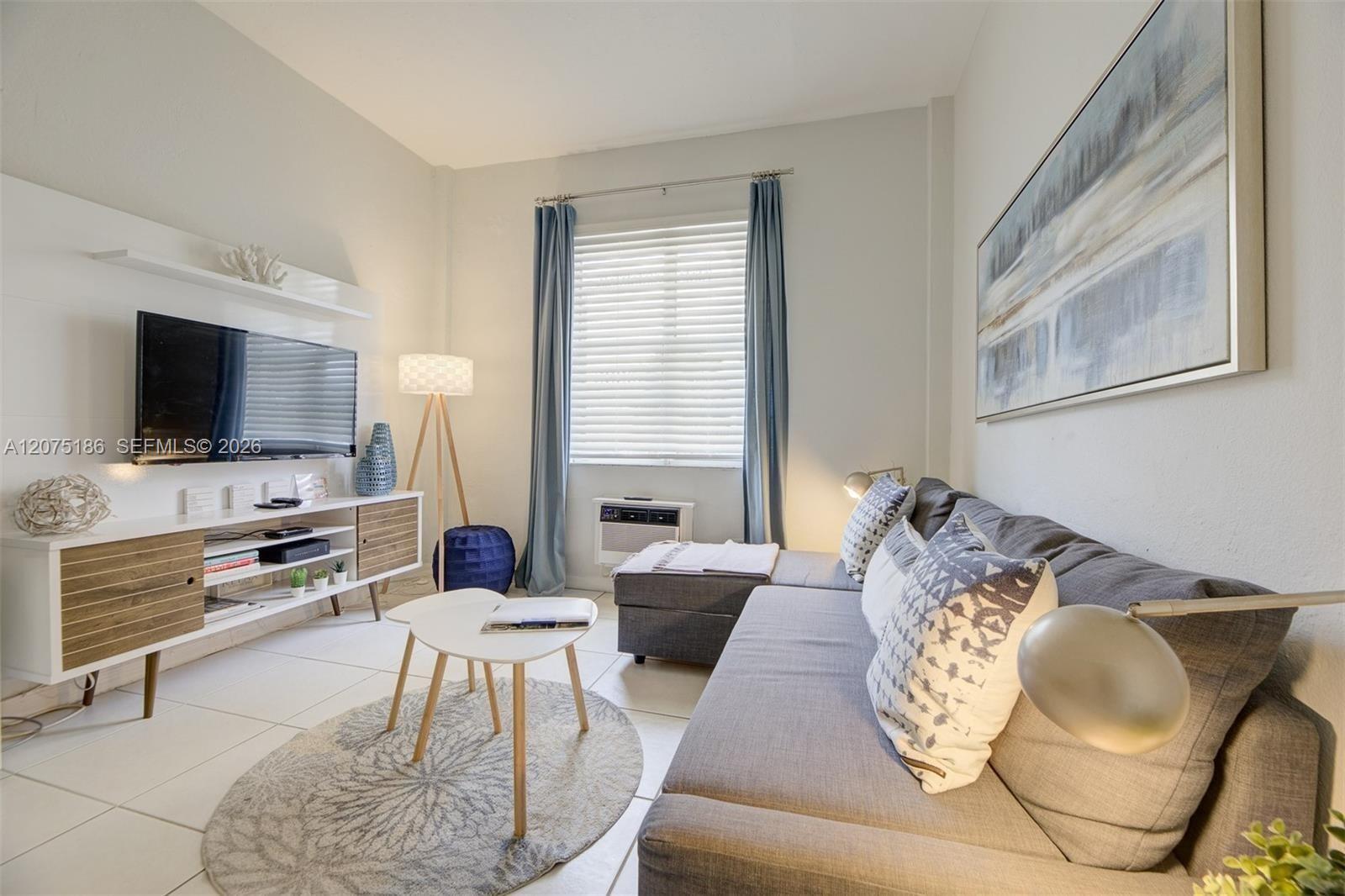3030 Collins Ave # 1G — Photo 3