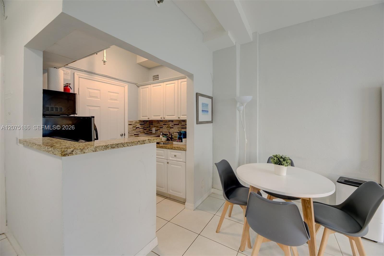 3030 Collins Ave # 1G — Photo 4