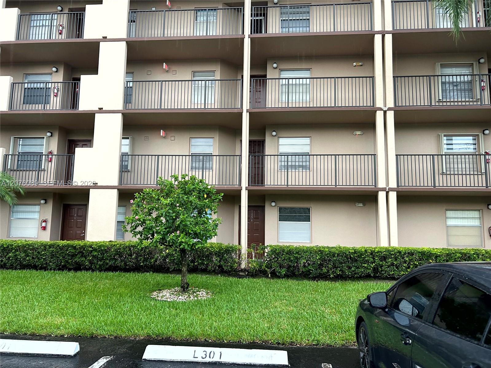 13105 SW 16 CT # 105L — Photo 4