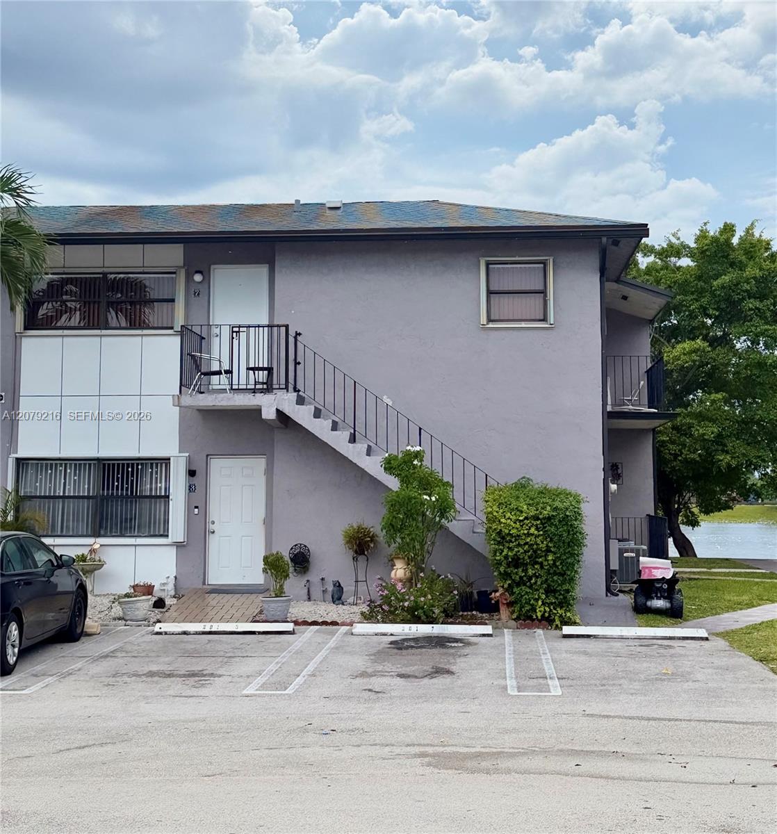 13281 SW 17th Ln # 3 — Photo 2