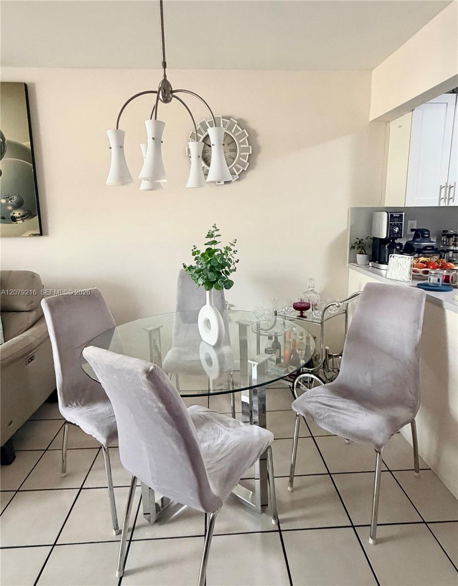 13281 SW 17th Ln # 3 — Photo 3