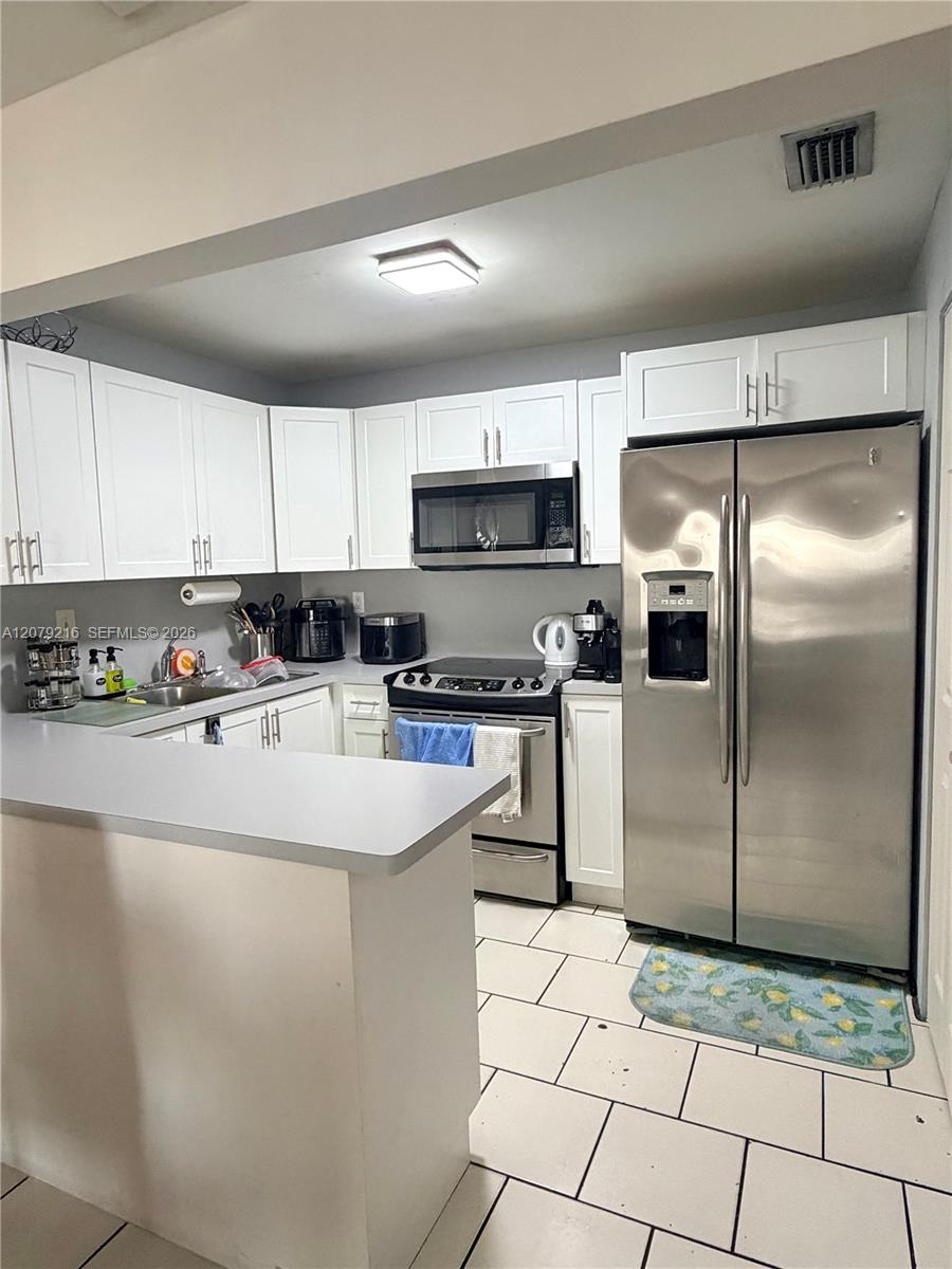 13281 SW 17th Ln # 3 — Photo 4