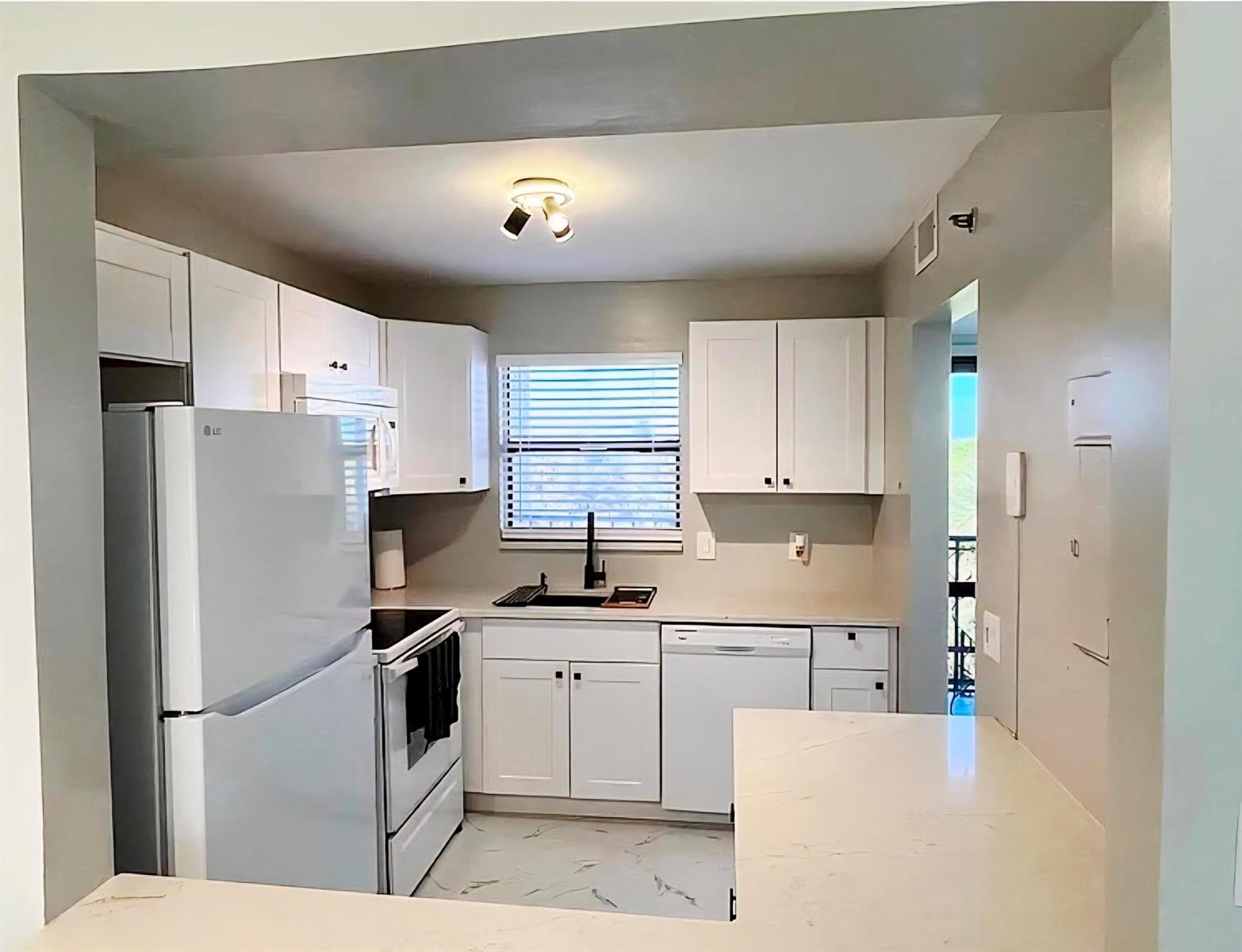 4640 W Lucerne Lakes Blvd Boulevard # 505, Lake Worth FL 33467