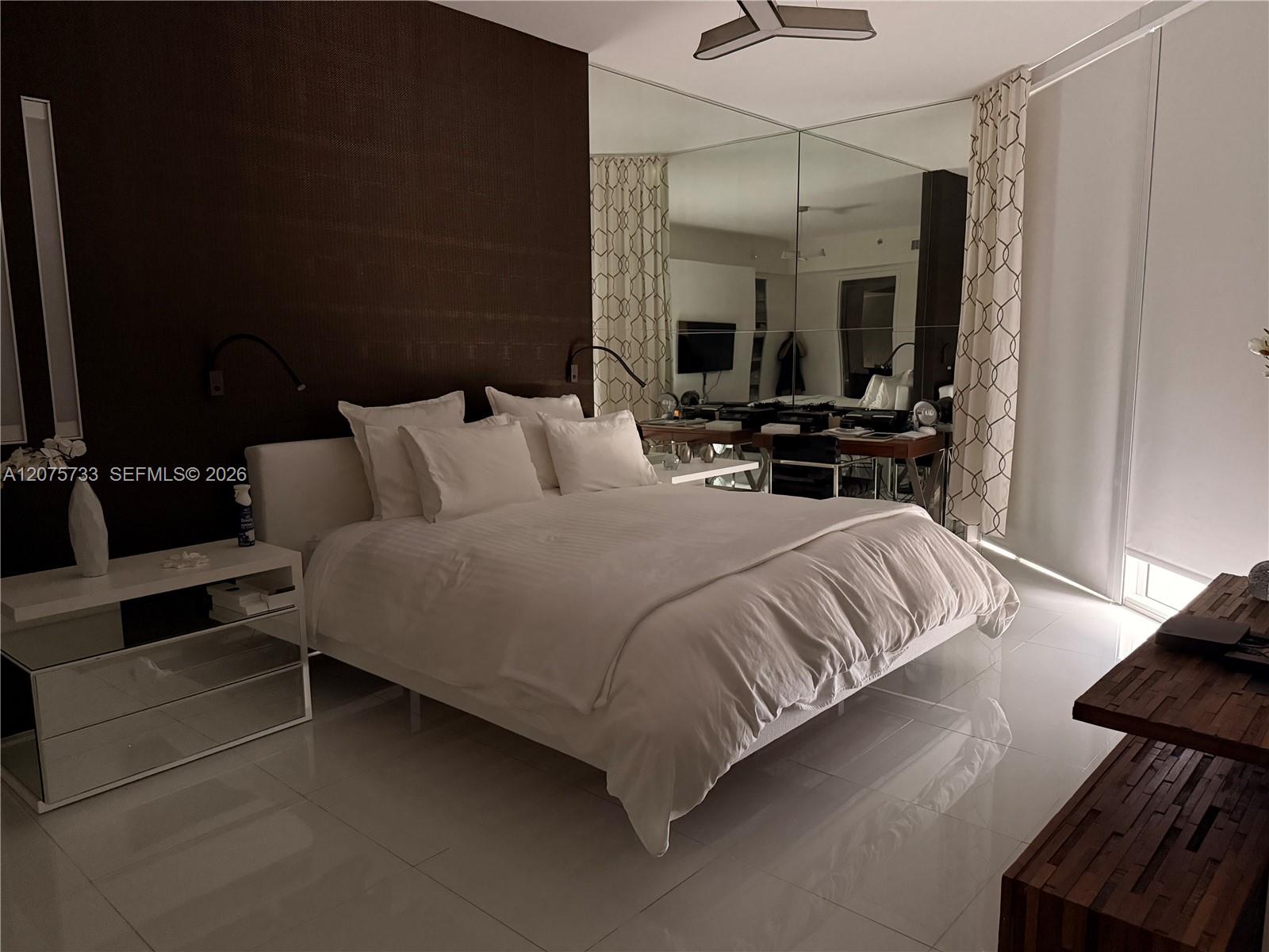 16001 SW Collins Ave # 2406, Sunny Isles Beach FL 33160
