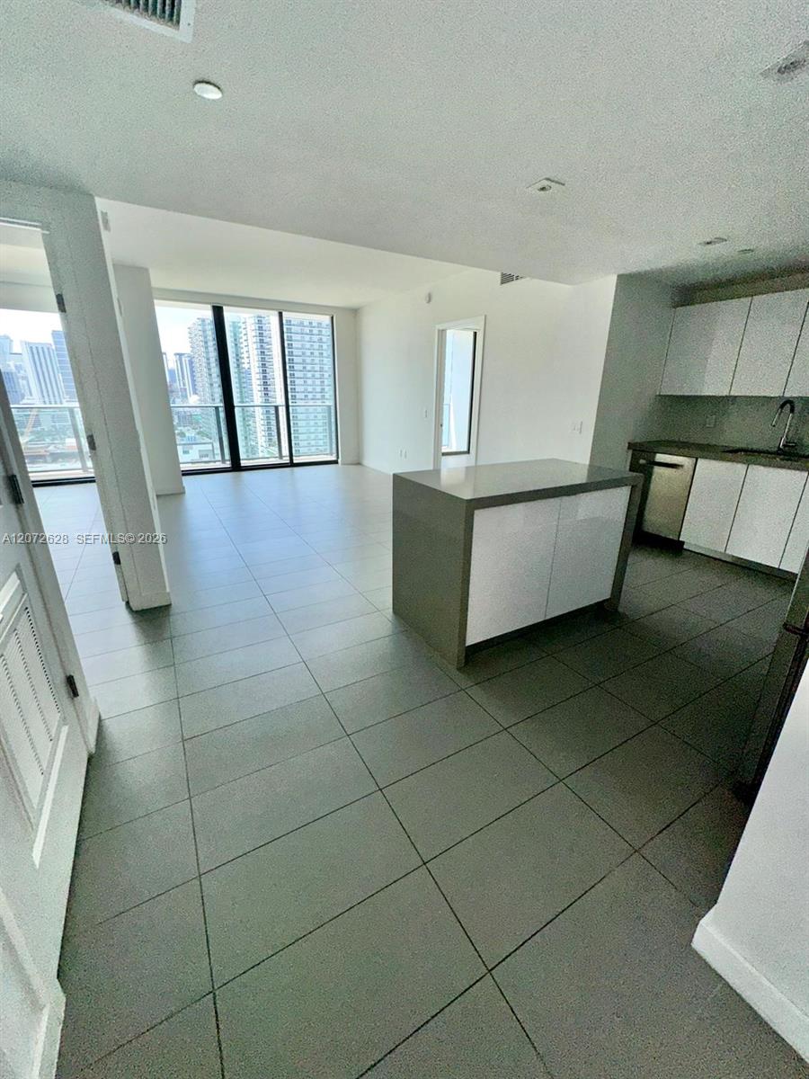 1600 NE 1st Ave # 2108 — Photo 3