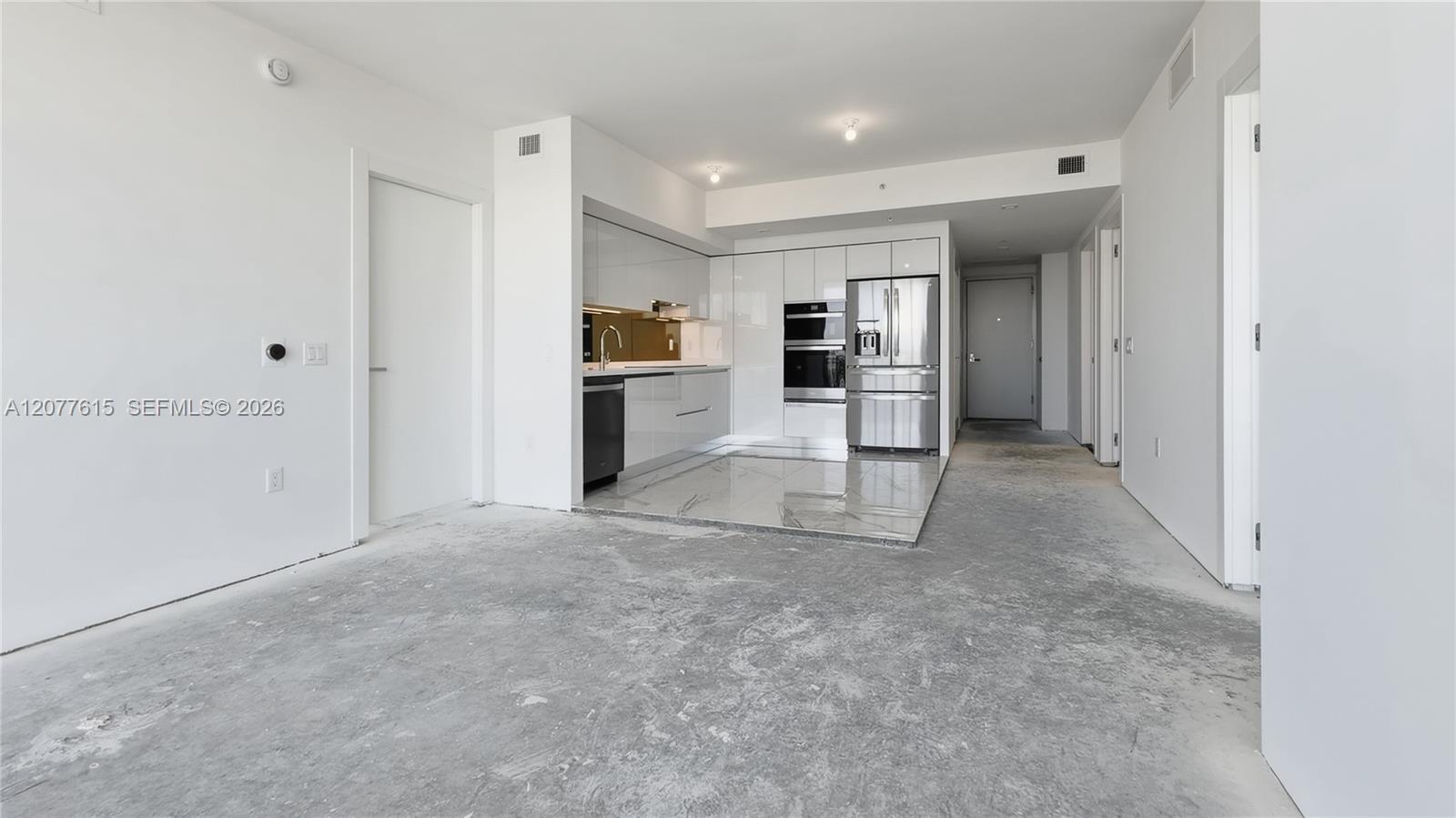 1170 E Hallandale Beach Blvd # 1102 — Photo 5