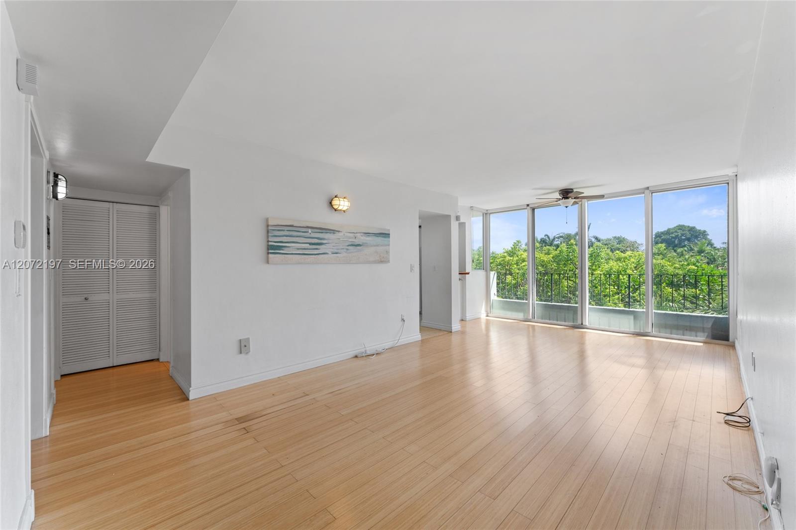2539 S Bayshore Dr — Photo 4