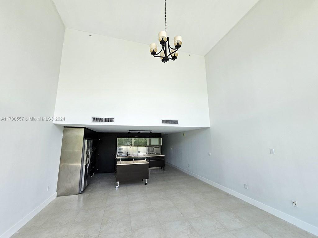 6000 Collins Ave # 528 — Photo 5