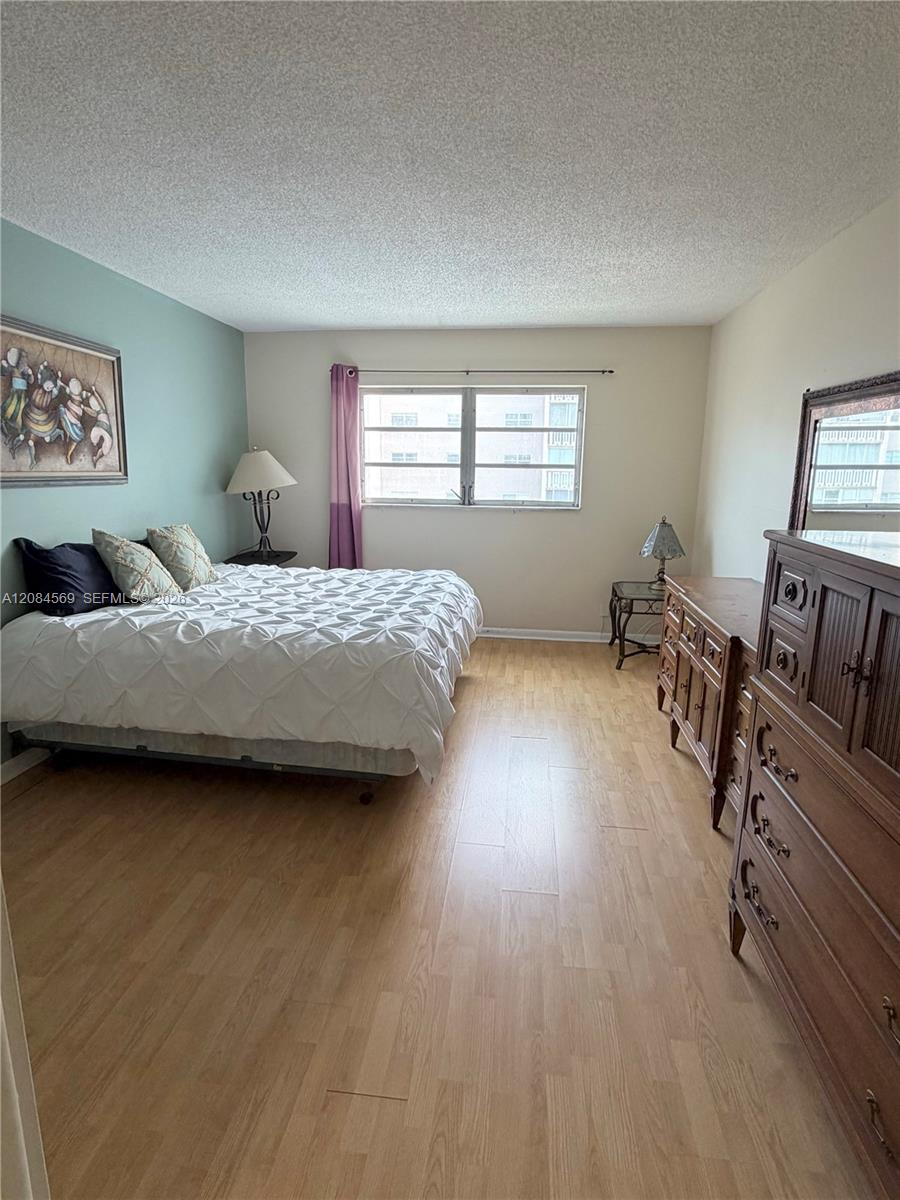 319 NE 14th Ave # 505 — Photo 5