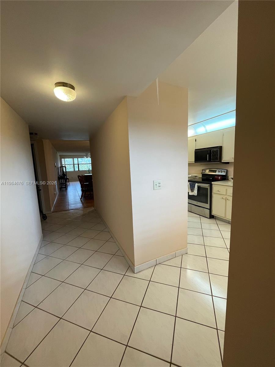 2606 NW 104th Ave # 301 — Photo 5