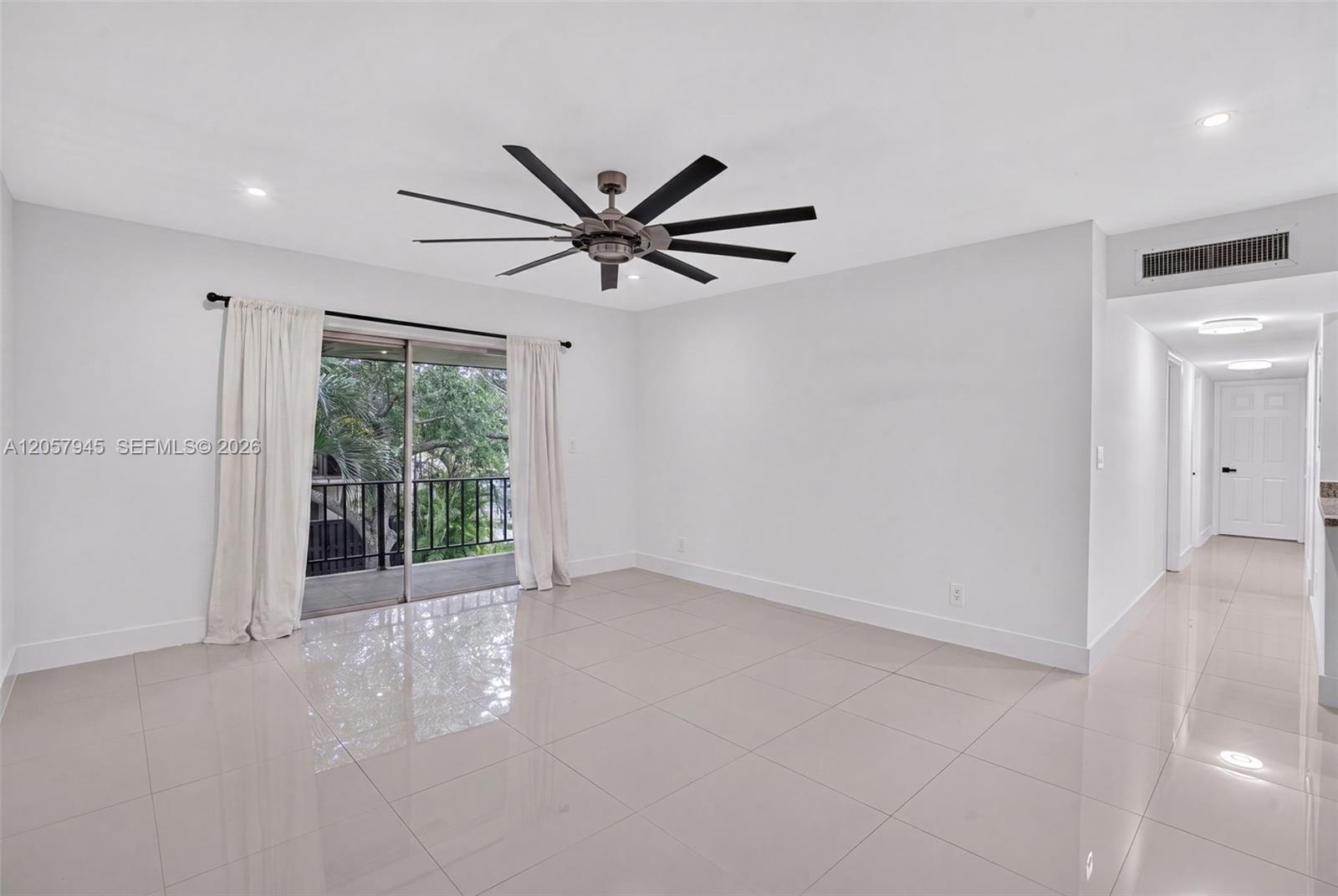 13707 SW 91st Ct Apt G — Photo 4