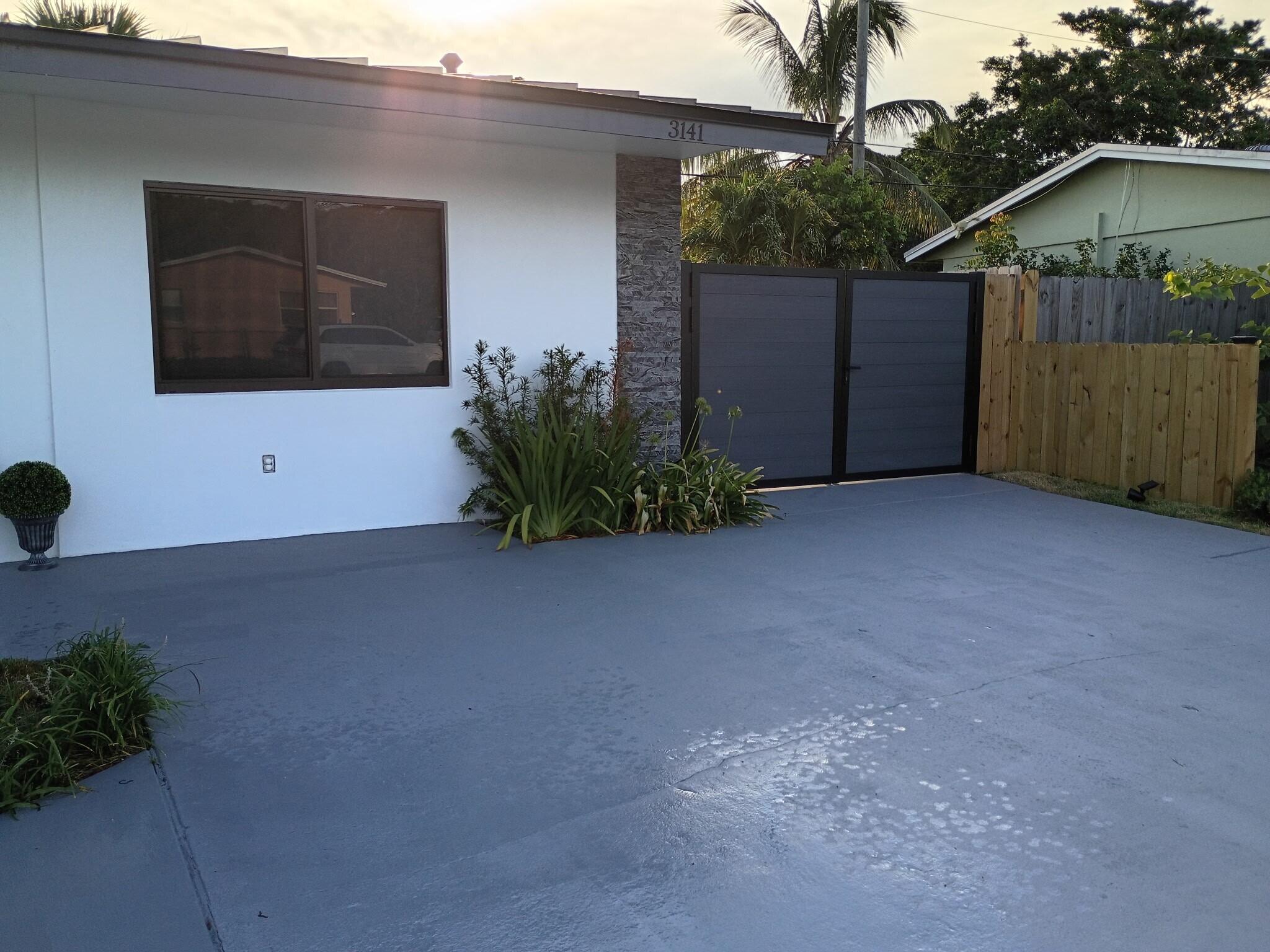 3141 NE 14th Avenue — Photo 3