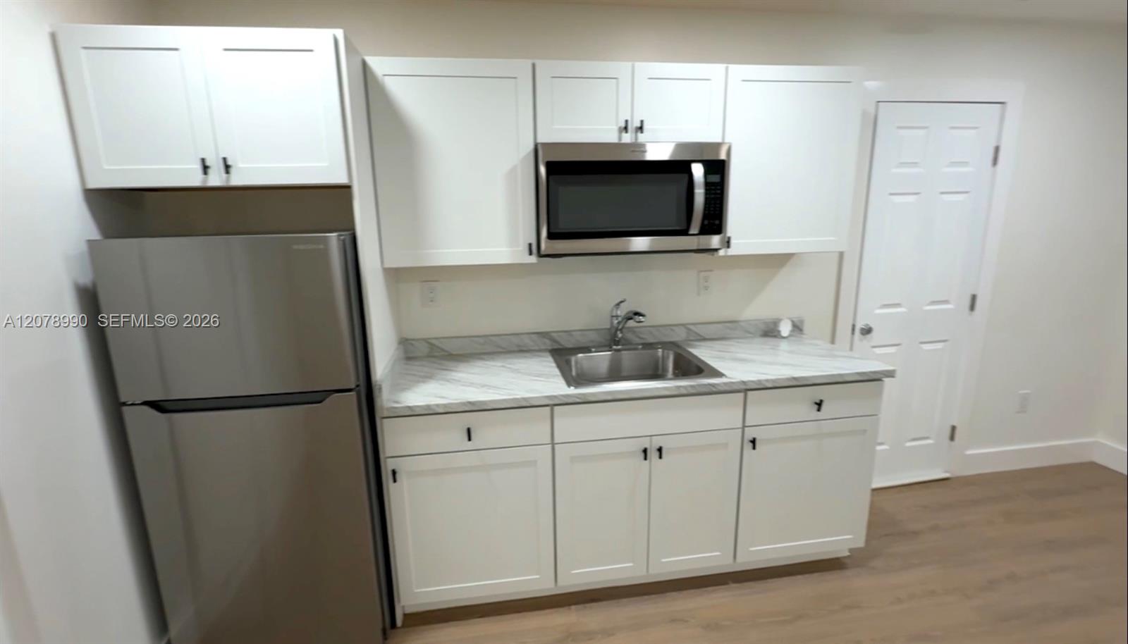 2120 SW 83rd Ave # ADU — Photo 2