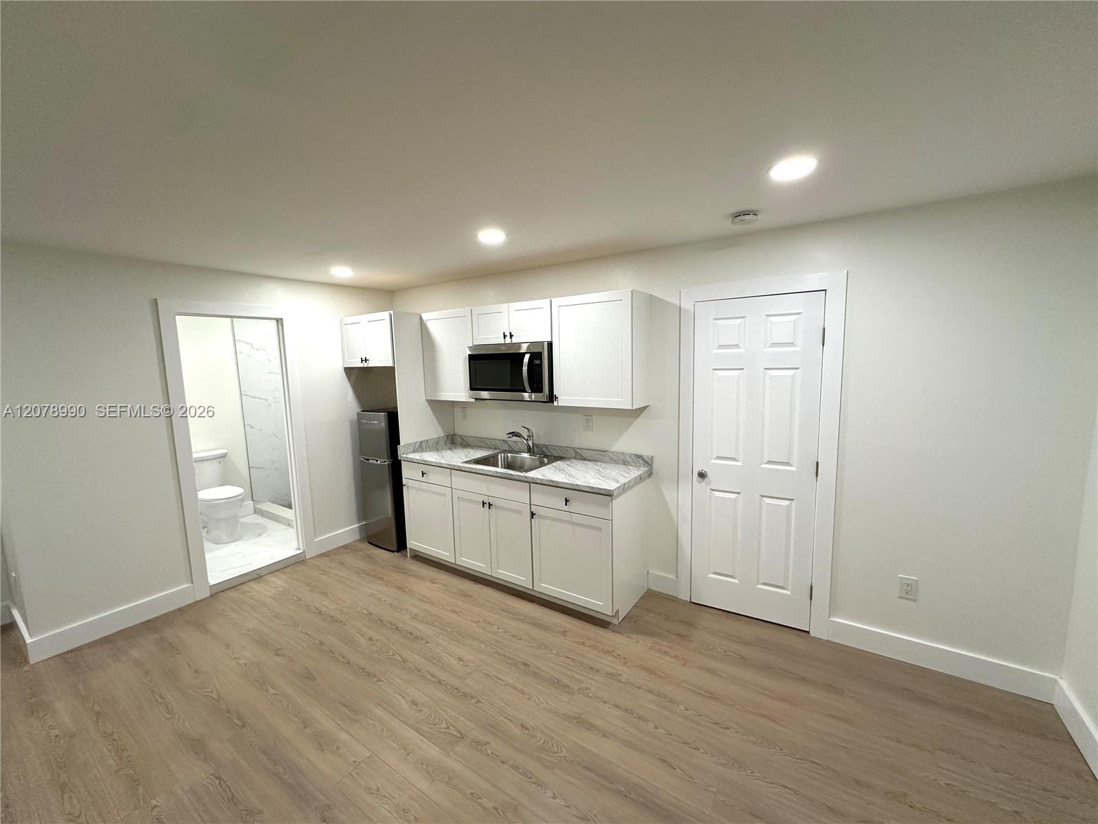 2120 SW 83rd Ave # ADU — Photo 4
