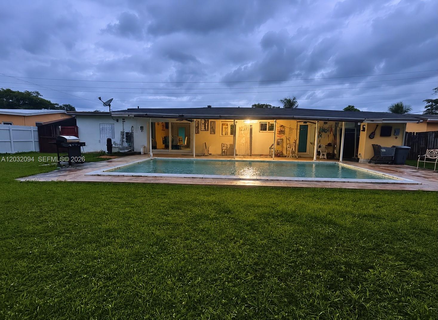 6492 SW 25th St, Miramar FL 33023