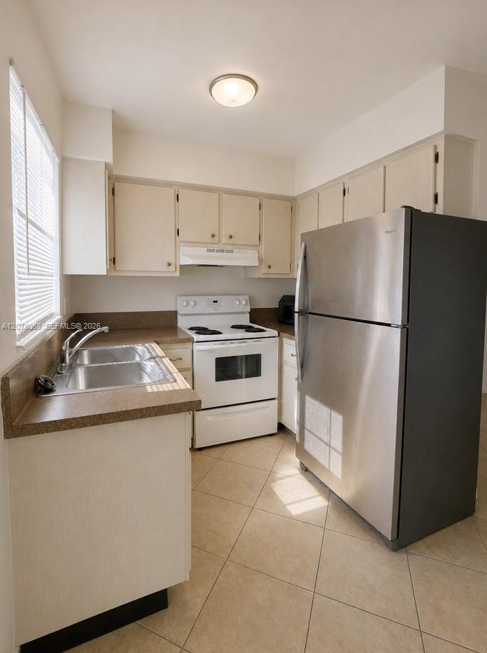 1231 NE 23rd Ave # 3 — Photo 4