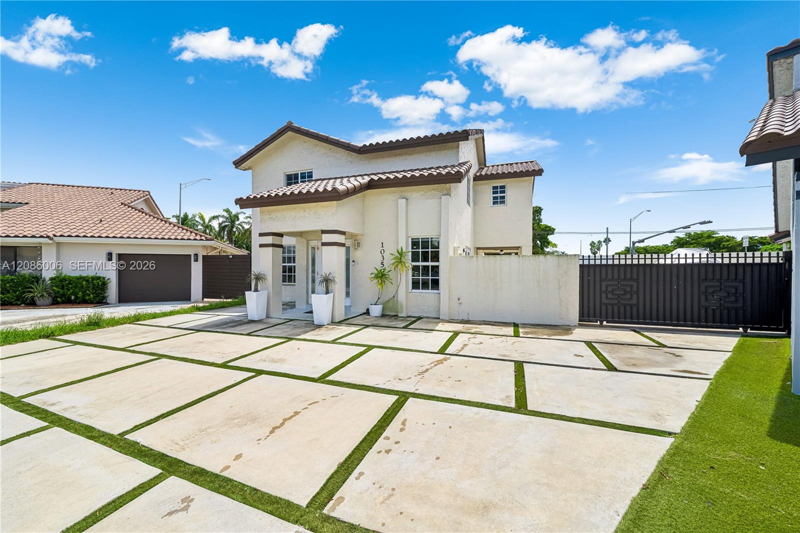 10350 SW 136th Ct — Photo 3