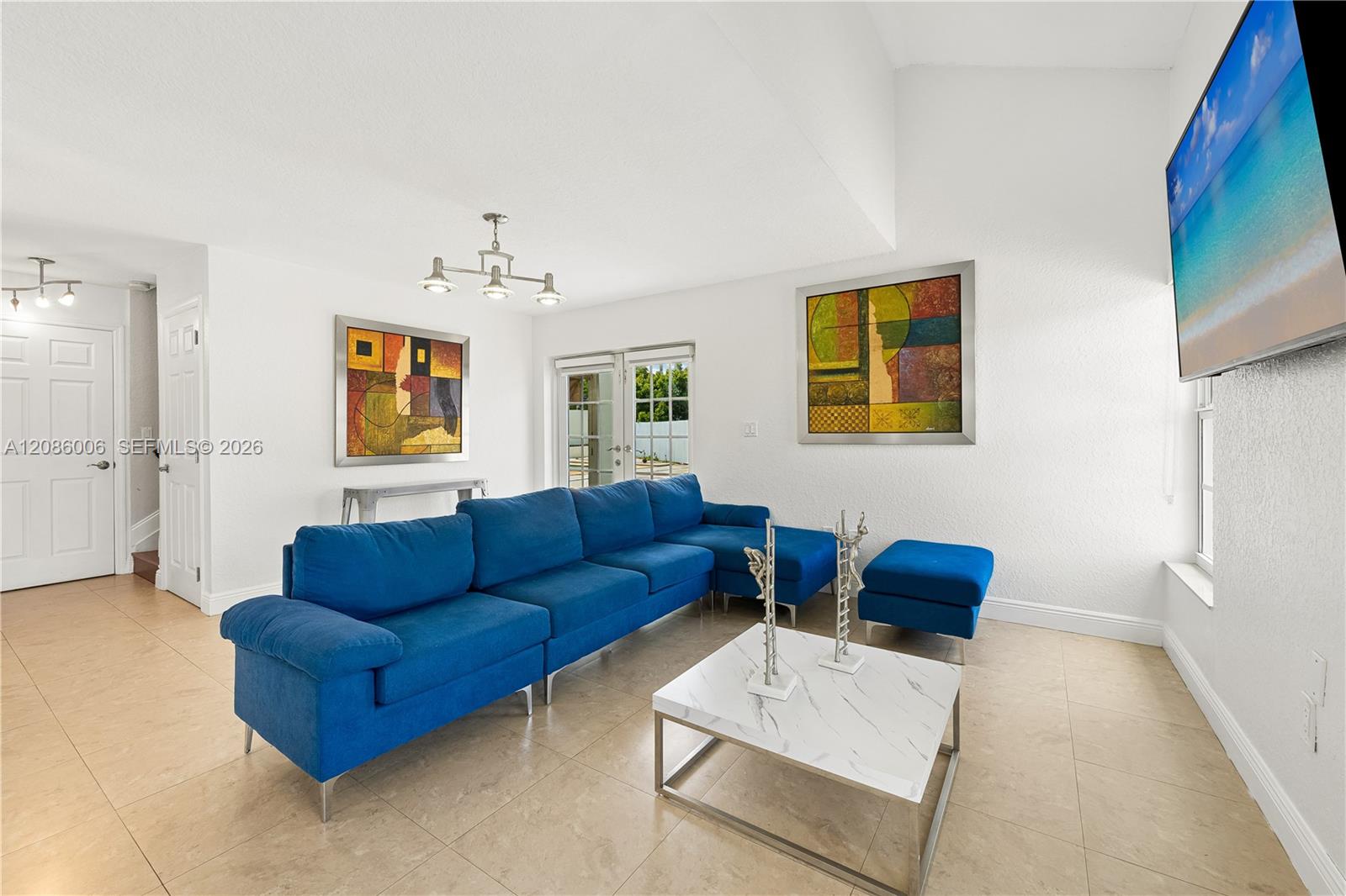 10350 SW 136th Ct — Photo 4
