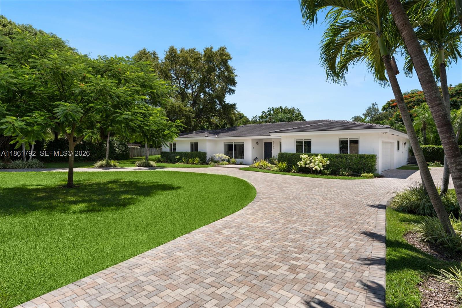 5940 SW 120th St, Pinecrest FL 33156