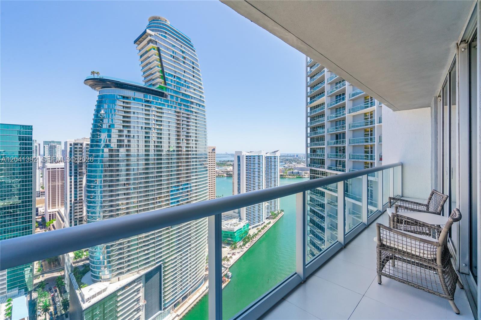 475 BRICKELL AVE # 4715, Miami FL 33131