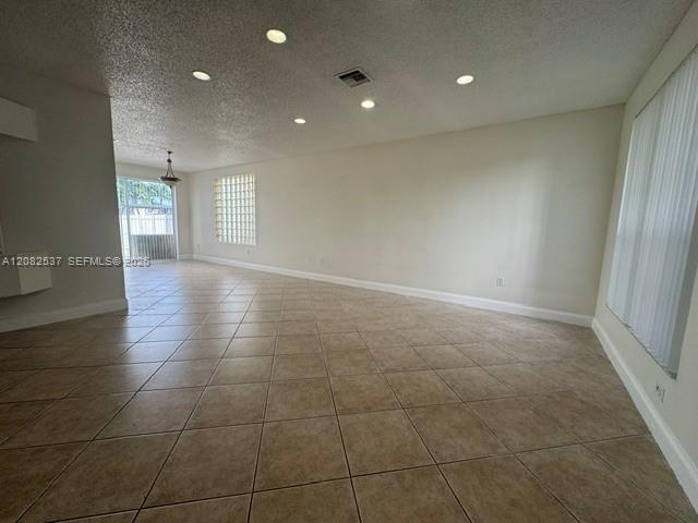 17914 SW 20th St — Photo 5