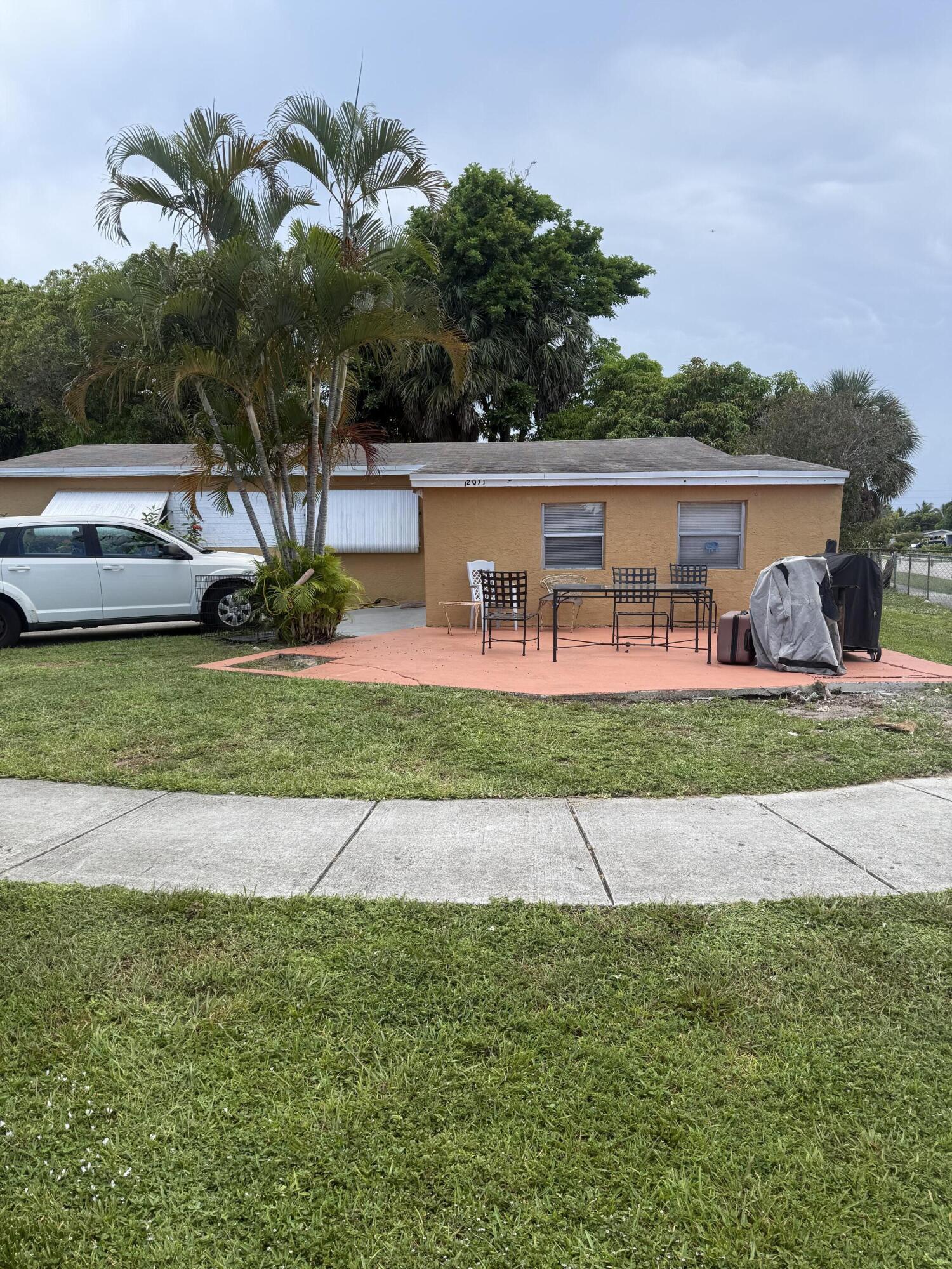 2071 NW 29th Terrace, Fort Lauderdale FL 33311