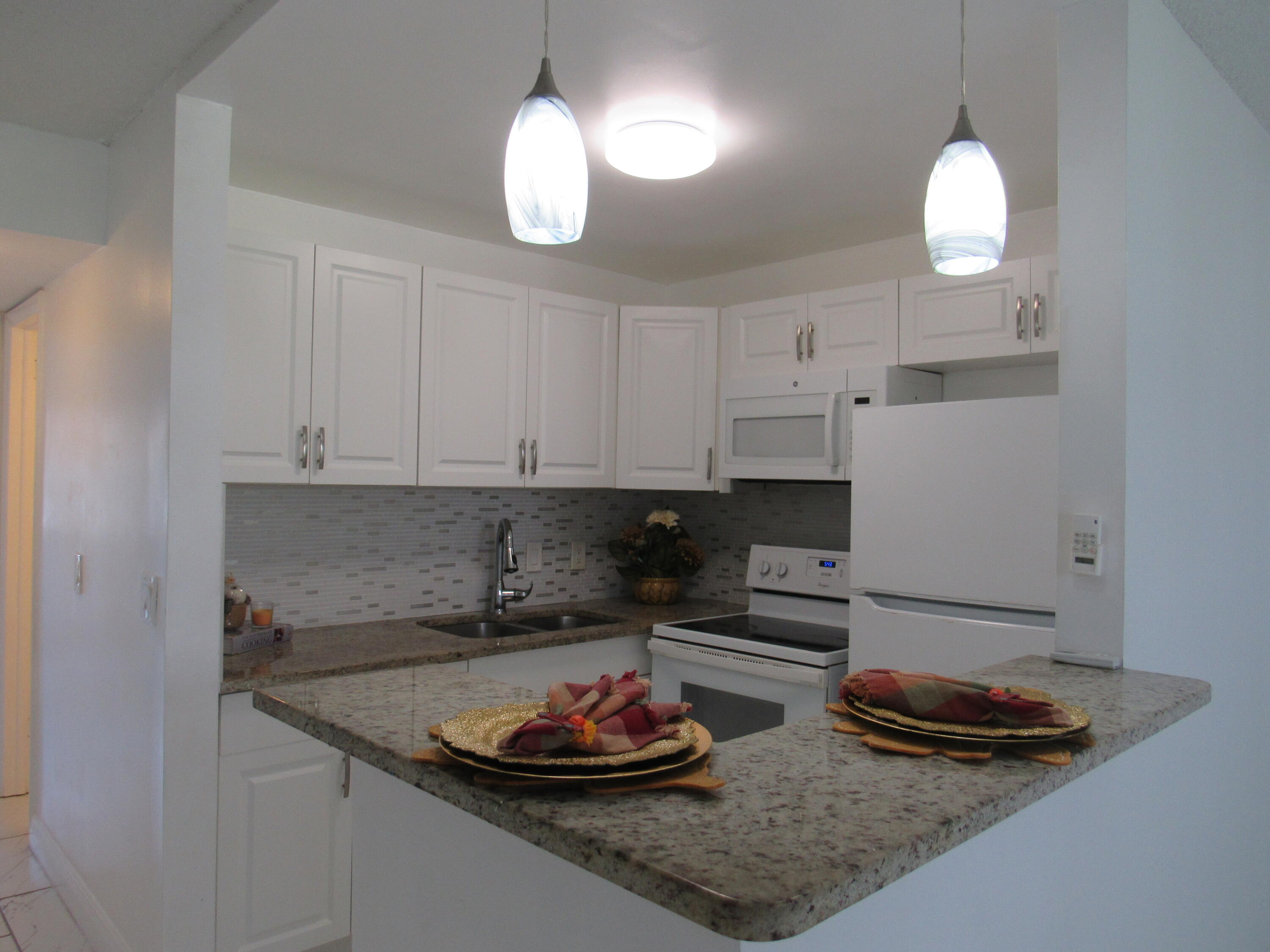 76 CAMBRIDGE D, West Palm Beach FL 33417