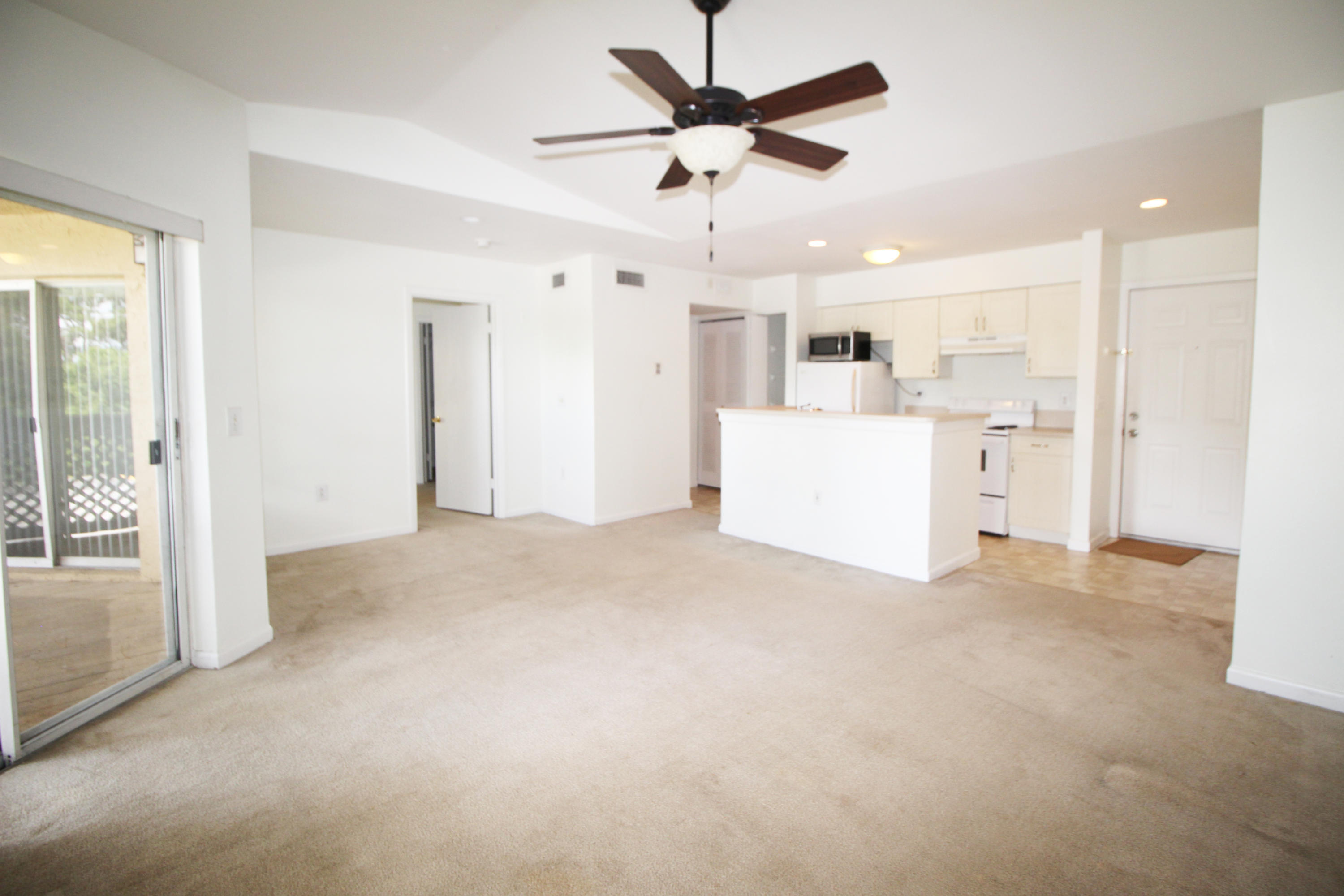 4823 Via Palm Lakes # 1315, West Palm Beach FL 33417