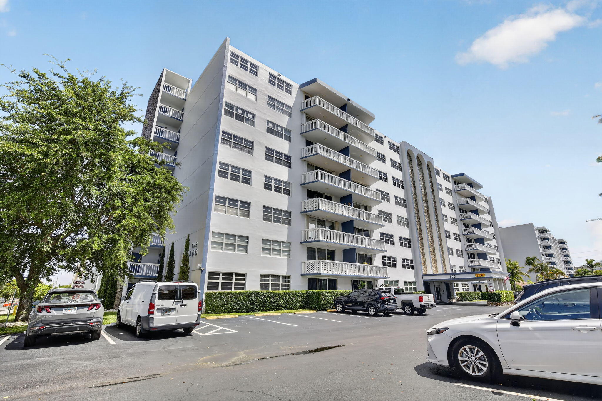 400 NE 12th Avenue # 405 — Photo 3