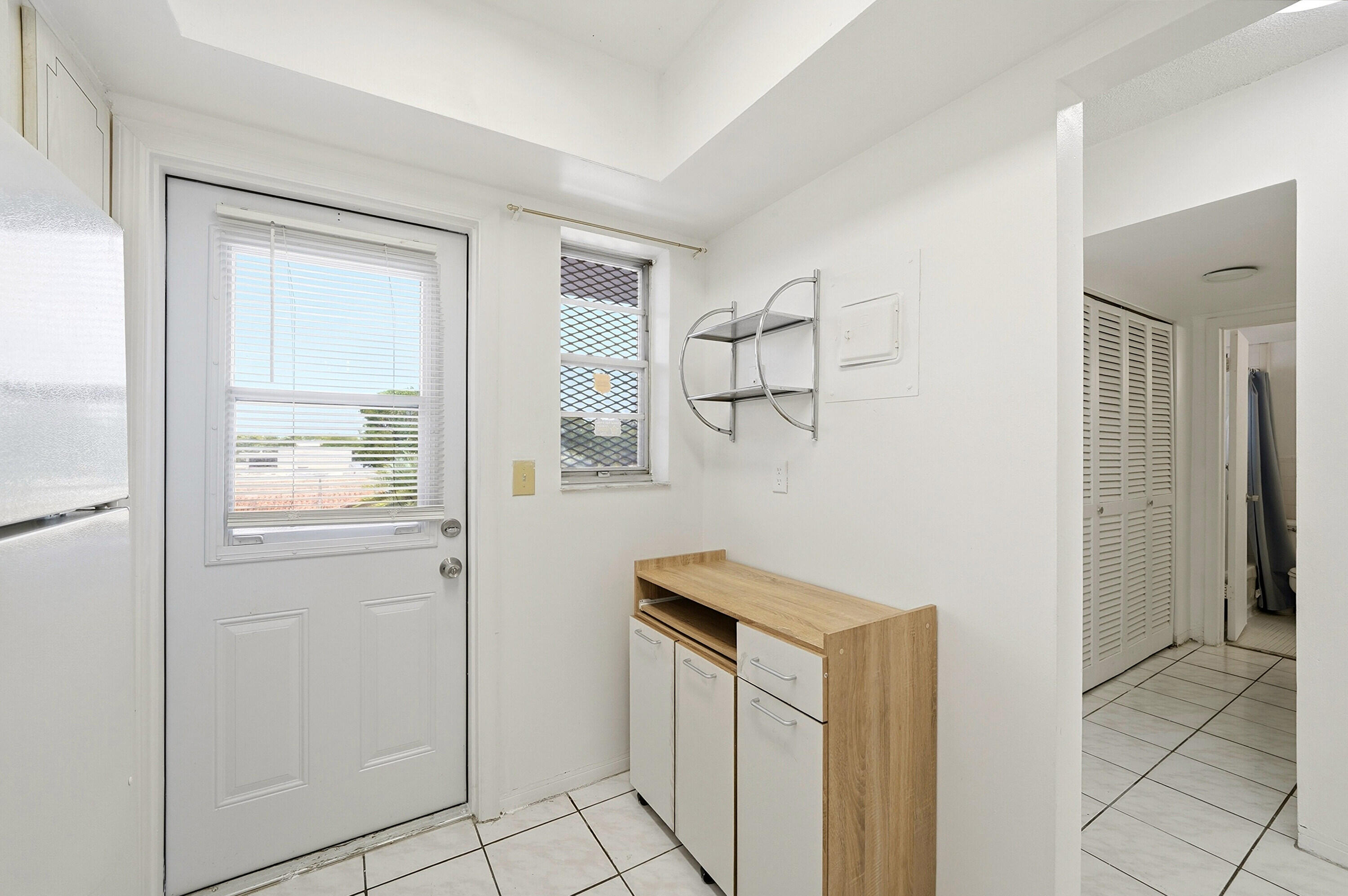 1333 E HALLANDALE BEACH Boulevard # 335 — Photo 5